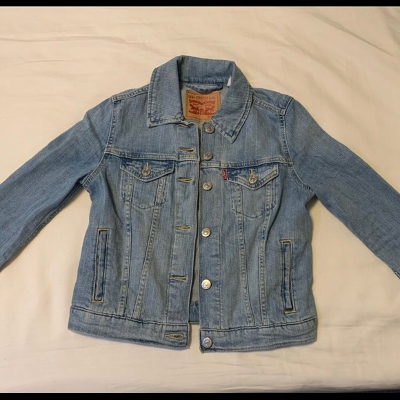 Levi classic denim jacket